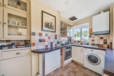 69 Fox Lane, Winchester, SO22 4EA