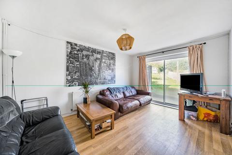 69 Fox Lane, Winchester, SO22 4EA