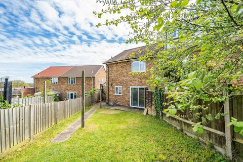 69 Fox Lane, Winchester, SO22 4EA