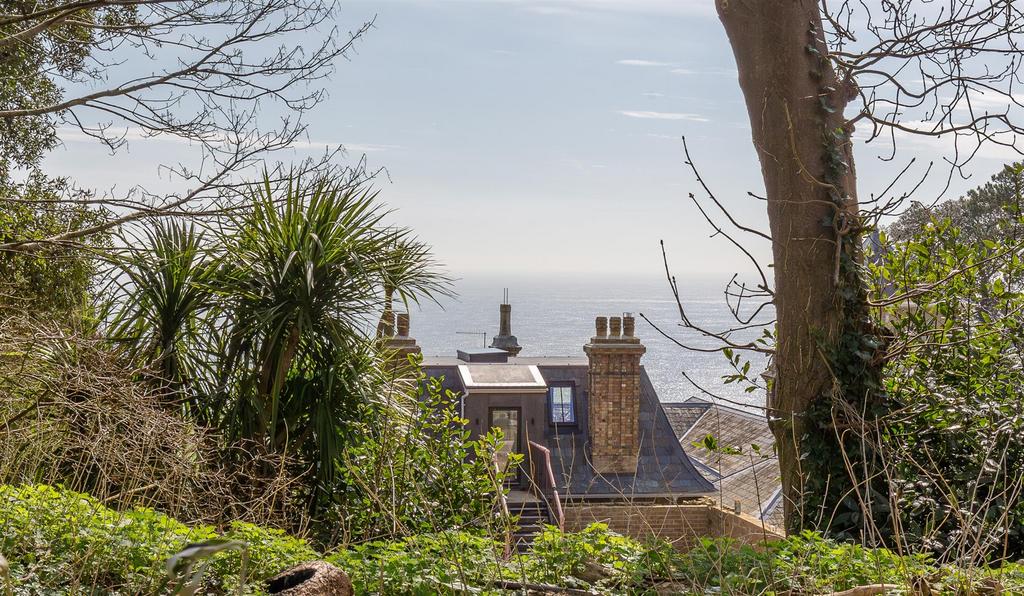 Studio/Annexe Deck View