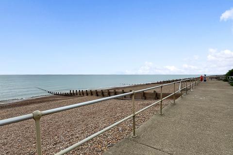 3 bedroom apartment for sale, Elverlands Close, Ferring, Worthing, West Sussex