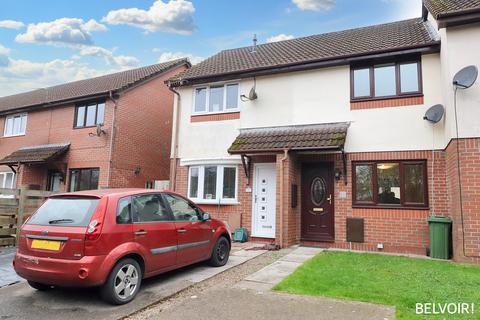 2 bedroom terraced house to rent, Ynys Hir, Pontypridd CF37