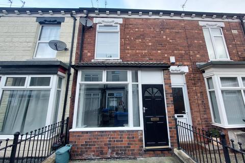 2 bedroom terraced house to rent, Carrington Avenue, De La Pole Avenue, HU3