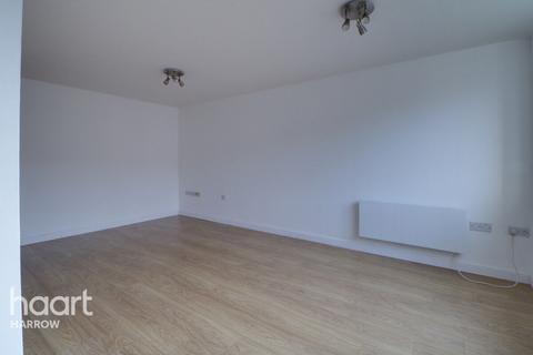 2 bedroom apartment for sale, Queensbury