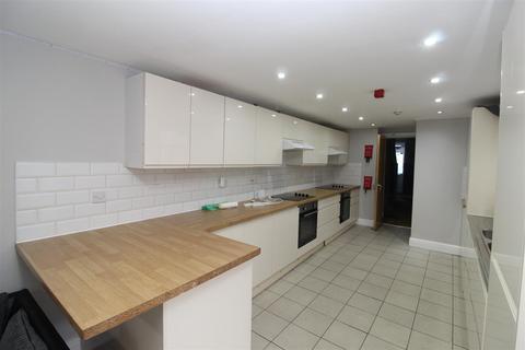 7 bedroom house to rent, Rhymney Street, Cardiff CF24