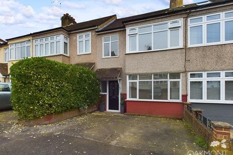 3 bedroom terraced house for sale, Westwood Avenue, Brentwood