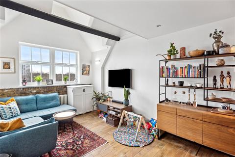 2 bedroom apartment for sale, London SW8