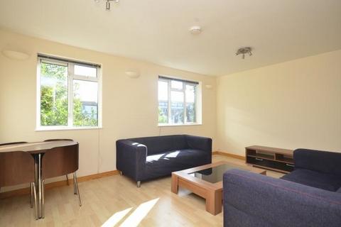 10 bedroom detached house for sale, Carnarvon Road, London, E15