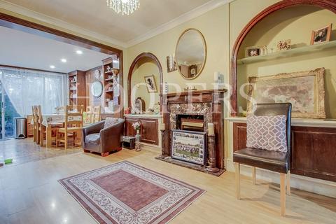 4 bedroom semi-detached house for sale, Brook Road, London, NW2