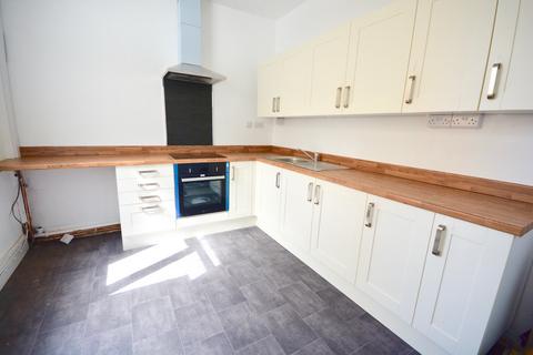 3 bedroom house to rent, Lewis Street, St Thomas, Swansea