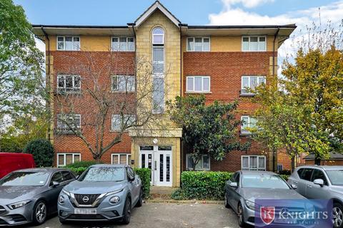 1 bedroom flat for sale, Pentland Close, London, N9