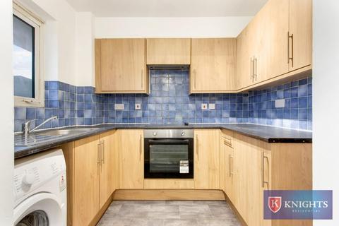 1 bedroom flat for sale, Pentland Close, London, N9