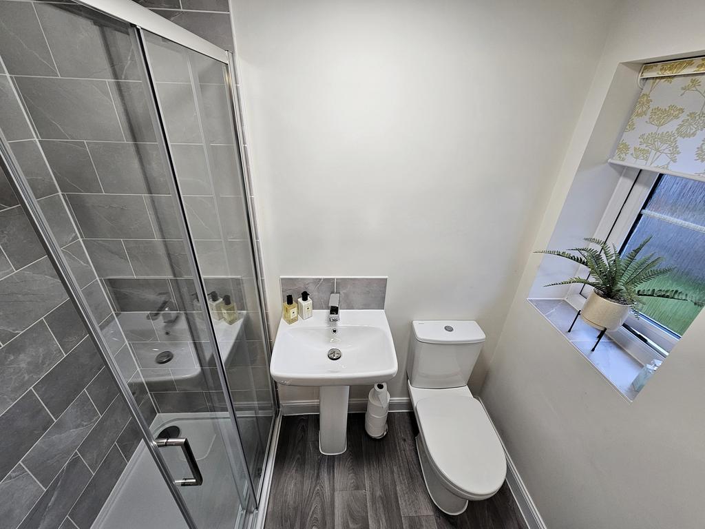 Ensuite