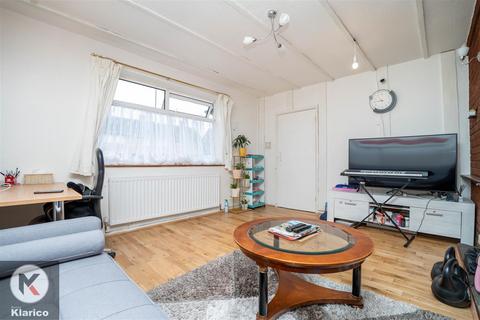 3 bedroom end of terrace house for sale, Billingsley Road, Birmingham B26