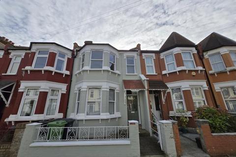 5 bedroom terraced house to rent, Maryland Road, Wood Green, N22