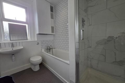 5 bedroom terraced house to rent, Maryland Road, Wood Green, N22