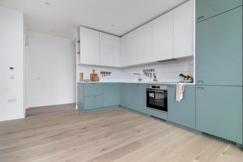 2 bedroom apartment to rent, Station Road, Tottenham Hale, N17