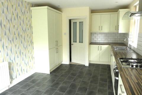 3 bedroom house to rent, Bakewell Road, Eastbourne