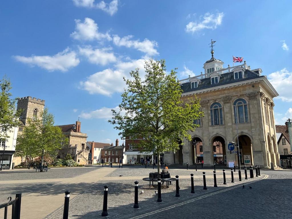 ABINGDON TOWN HALL i.jpg