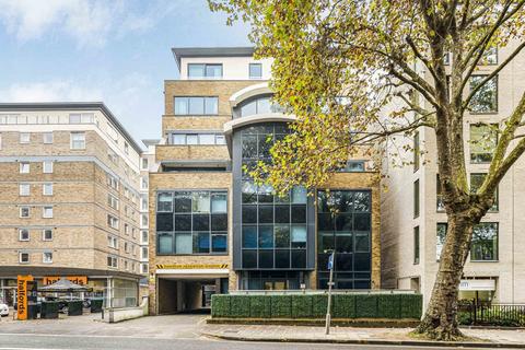 Chiswick High Road, London, W4