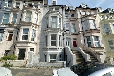 1 bedroom ground floor flat to rent, 5 Cornwallis Terrace, Hastings, TN34