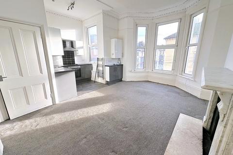 1 bedroom ground floor flat to rent, 5 Cornwallis Terrace, Hastings, TN34