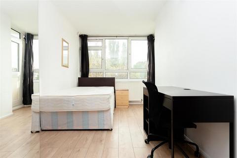 37 Pollard Street, London, E2 6LY