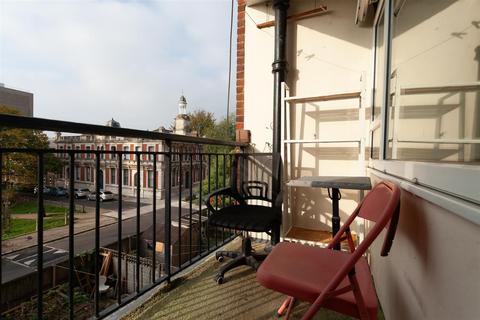 37 Pollard Street, London, E2 6LY