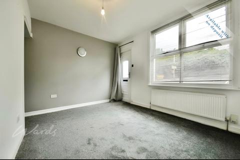 3 bedroom terraced house to rent, Borstal Street Rochester ME1