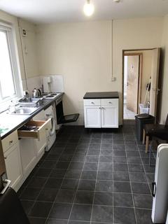 4 bedroom house to rent, St Helens Avenue, Brynmill, Swansea