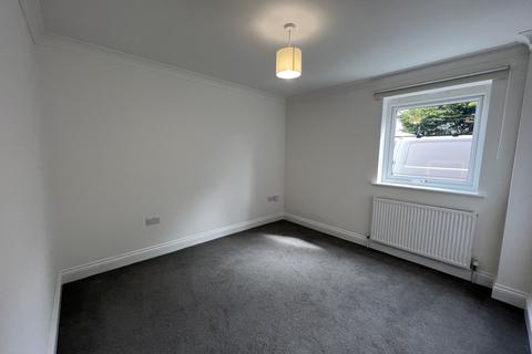 2 bedroom flat to rent, Orchard Way, Croydon CR0