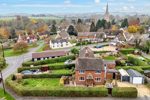 3 bedroom end of terrace house for sale, Fosseway Crescent, Tredington, Shipston-On-Stour