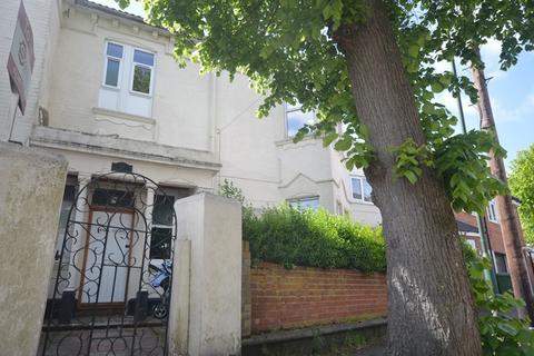 Studio to rent, Denzil Avenue, SOUTHAMPTON SO14