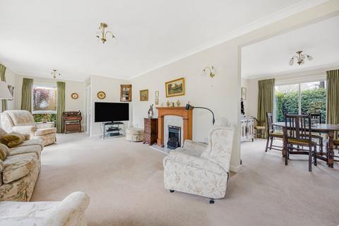 3 bedroom bungalow for sale, The Waterloo, Cirencester, Gloucestershire, GL7