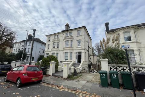 2 bedroom flat to rent, Springfield Road, Brighton, East Sussex