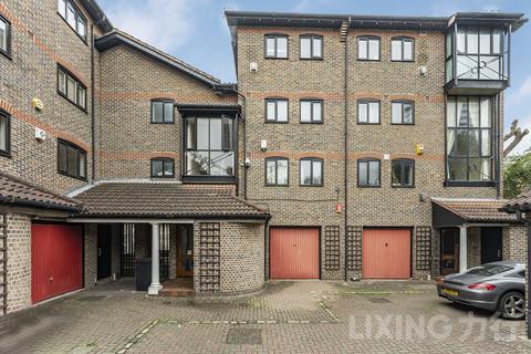 4 bedroom semi-detached house for sale, Bridge House Quay, Canary Wharf, E14 9QW