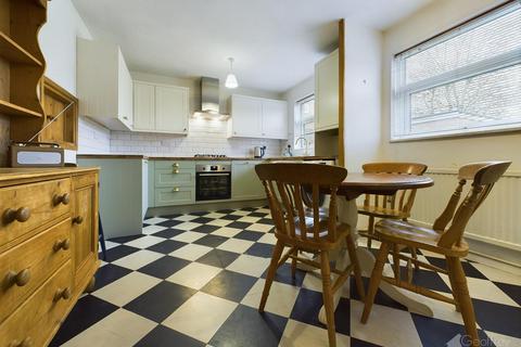 2 bedroom terraced house for sale, Bude Crescent, Symonds Green, Stevenage SG1