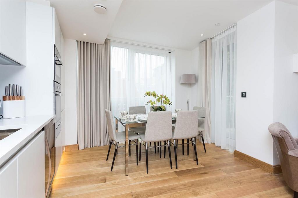 Dining room.jpg