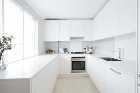 2 bedroom flat to rent, Fulham Road, Chelsea, SW3