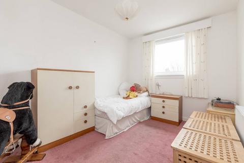 469 Calder Road, Edinburgh, EH11 4AN