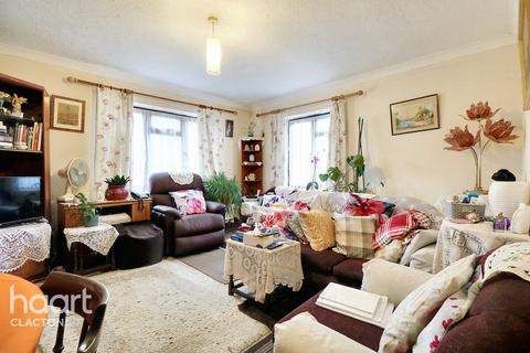 2 bedroom maisonette for sale, Saxmundham Way, Clacton-on-Sea