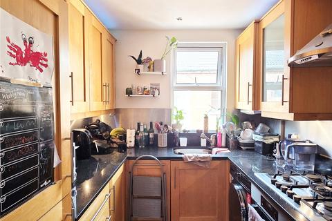 3 bedroom apartment to rent, Wellesley Road, Harrow, HA1