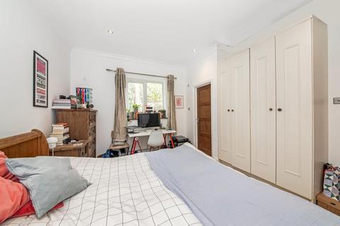 3 bedroom apartment for sale, Norwood Road, Herne Hill