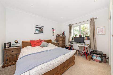 3 bedroom apartment for sale, Norwood Road, Herne Hill