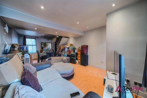 3 bedroom terraced house for sale, Farningham Road, Edmonton, London, London, N17 0PP