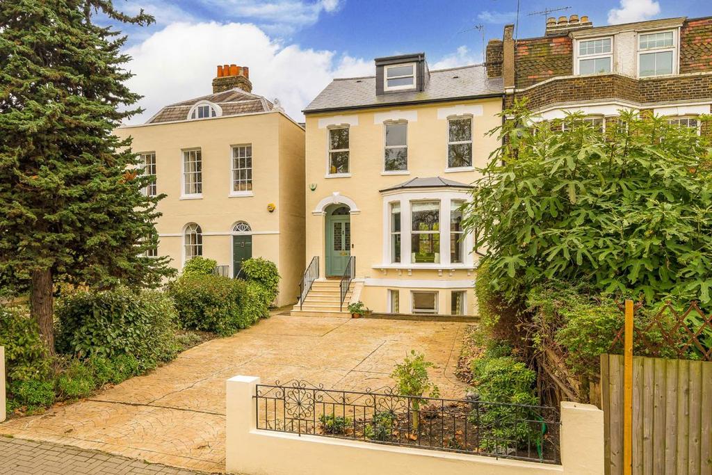 Streatham Common South, London SW16 5 bed semi-detached house - £1,425,000
