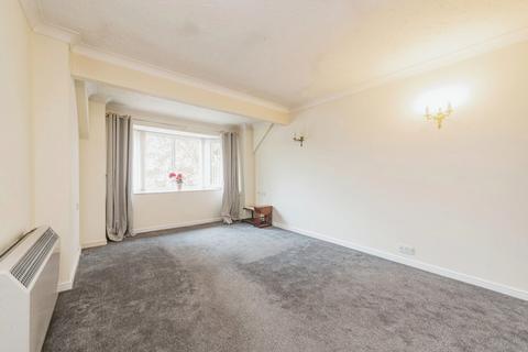 2 bedroom retirement property for sale, Vyne Road, Basingstoke RG21