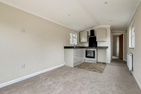 1 bedroom park home for sale, Blythewood Lane, Ascot