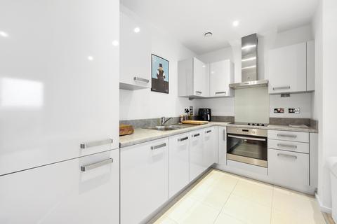 1 bedroom flat for sale, Juniper Drive, London SW18