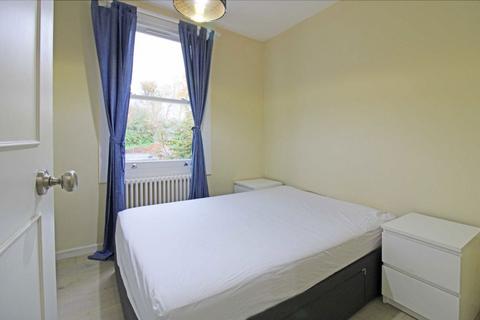 2 bedroom flat to rent, Birkbeck Grove, London W3